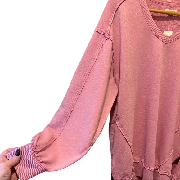 Anthropologie Pilcro Long-Sleeve V-Neck Oversized Popover Top - Picture 7 of 14